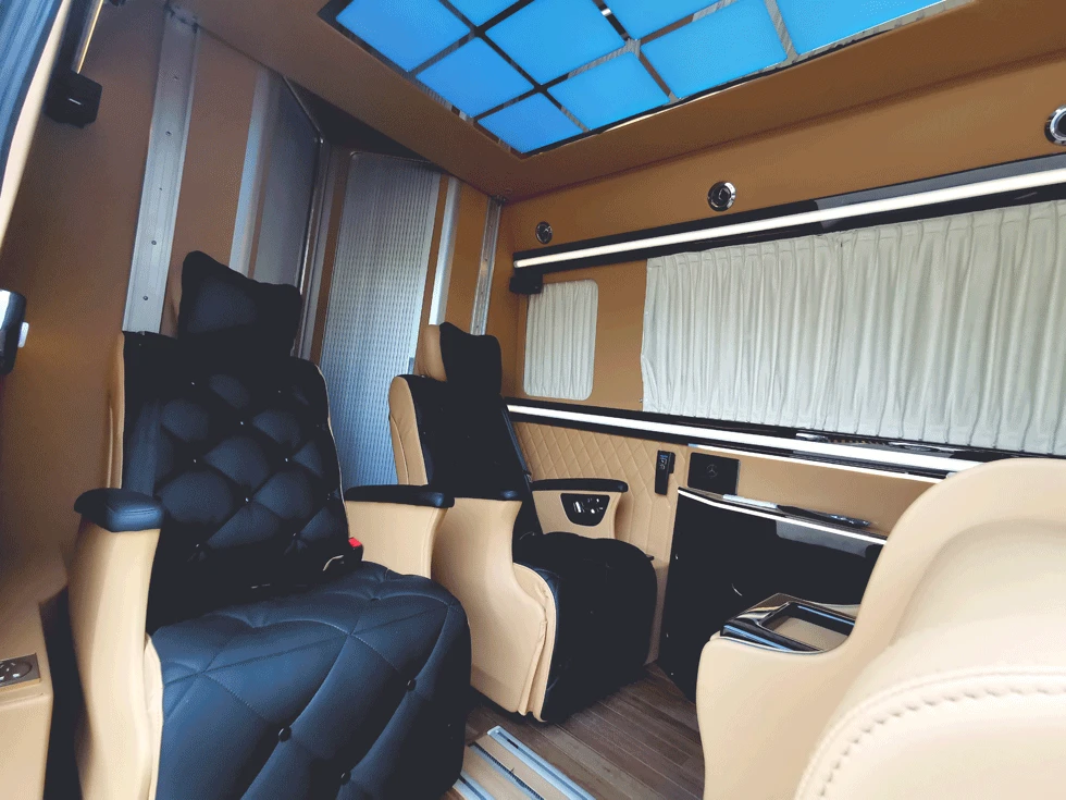 Pridite in preverite te notranje dele za avtodom Mercedes-Benz Sprinter